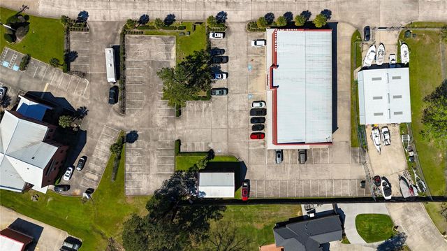 90 Beach Walk Boulevard, Conroe, TX 77304