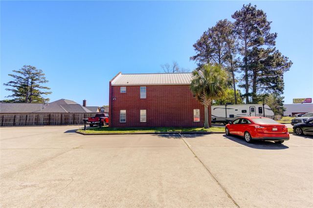 90 Beach Walk Boulevard, Conroe, TX 77304