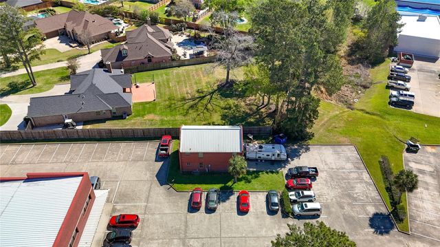 90 Beach Walk Boulevard, Conroe, TX 77304