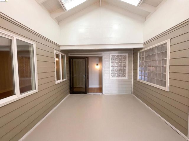 2361 Oakmont Dr, San Bruno, CA 94066