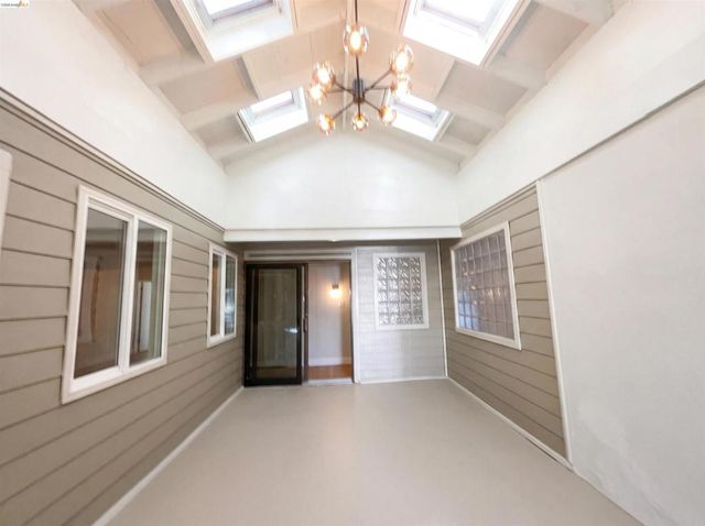 2361 Oakmont Dr, San Bruno, CA 94066