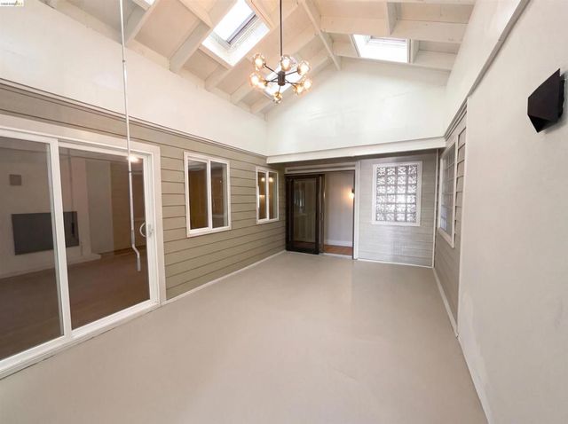 2361 Oakmont Dr, San Bruno, CA 94066