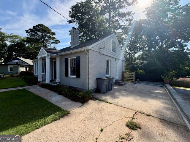 3194 Oakdale Road, Hapeville, GA 30354