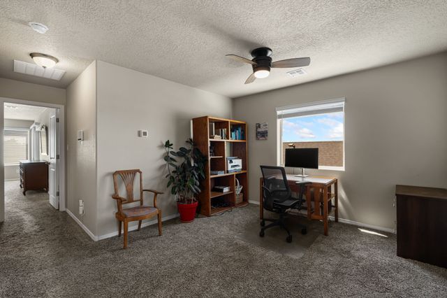 5208 Via Nube, Santa Fe, NM 87507