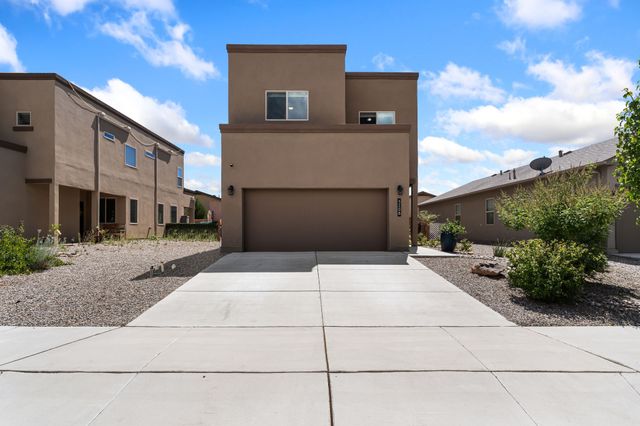 5208 Via Nube, Santa Fe, NM 87507
