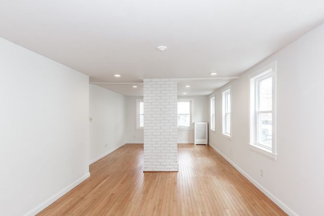 10 Elm Ct, Andover, MA 01810