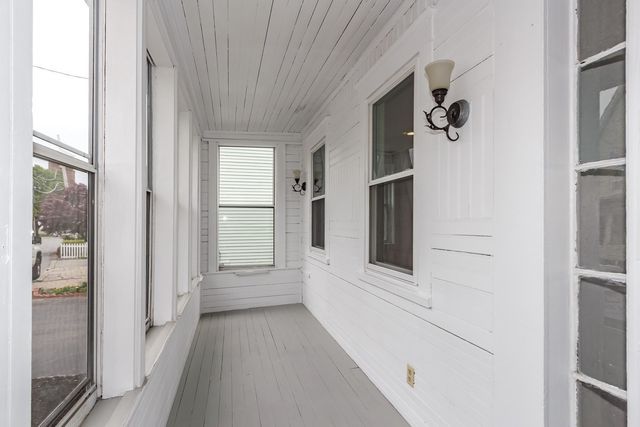 10 Elm Ct, Andover, MA 01810