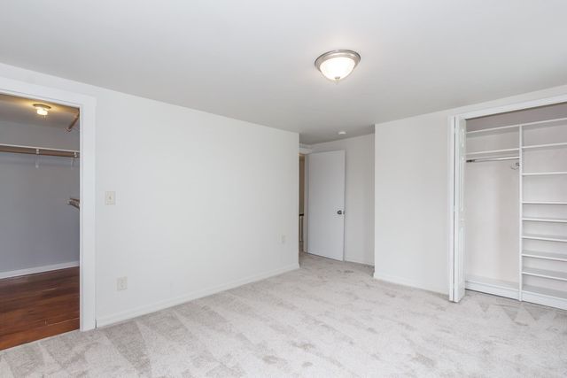 10 Elm Ct, Andover, MA 01810