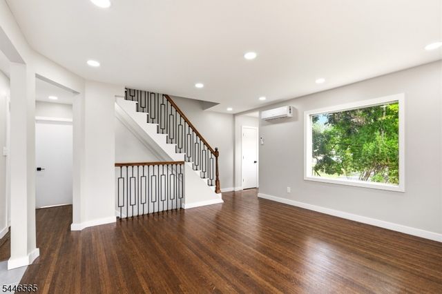 808 Tompkins Ave, South Plainfield Boro, NJ 07080