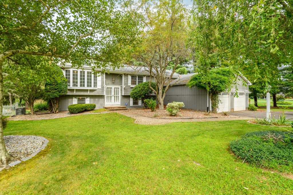 51 Carriage Drive, South Windsor, CT 06074