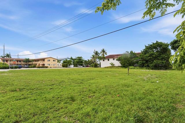 1532 S Federal Highway, Lake Worth Beach, FL 33460