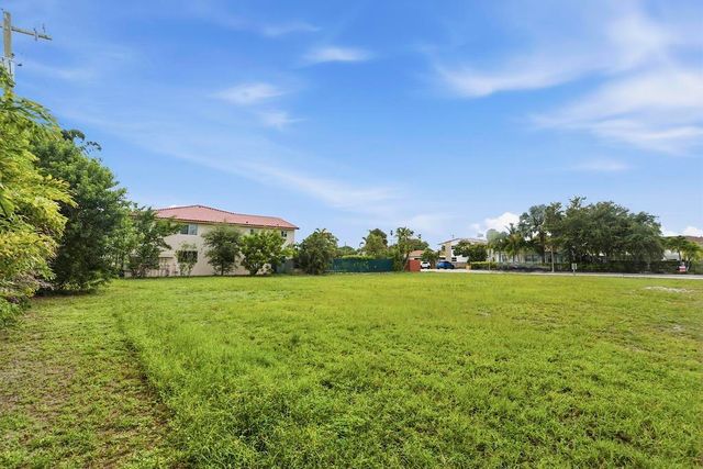 1532 S Federal Highway, Lake Worth Beach, FL 33460