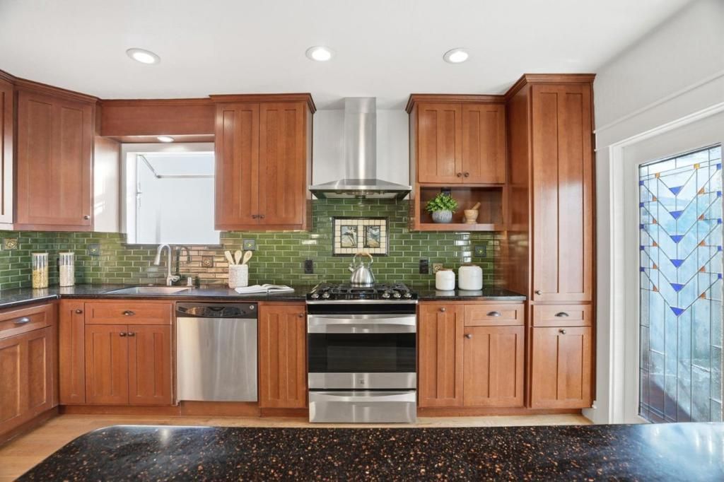 Image 12 of property listing at 1519 Burrell Court, San Jose, CA 95126