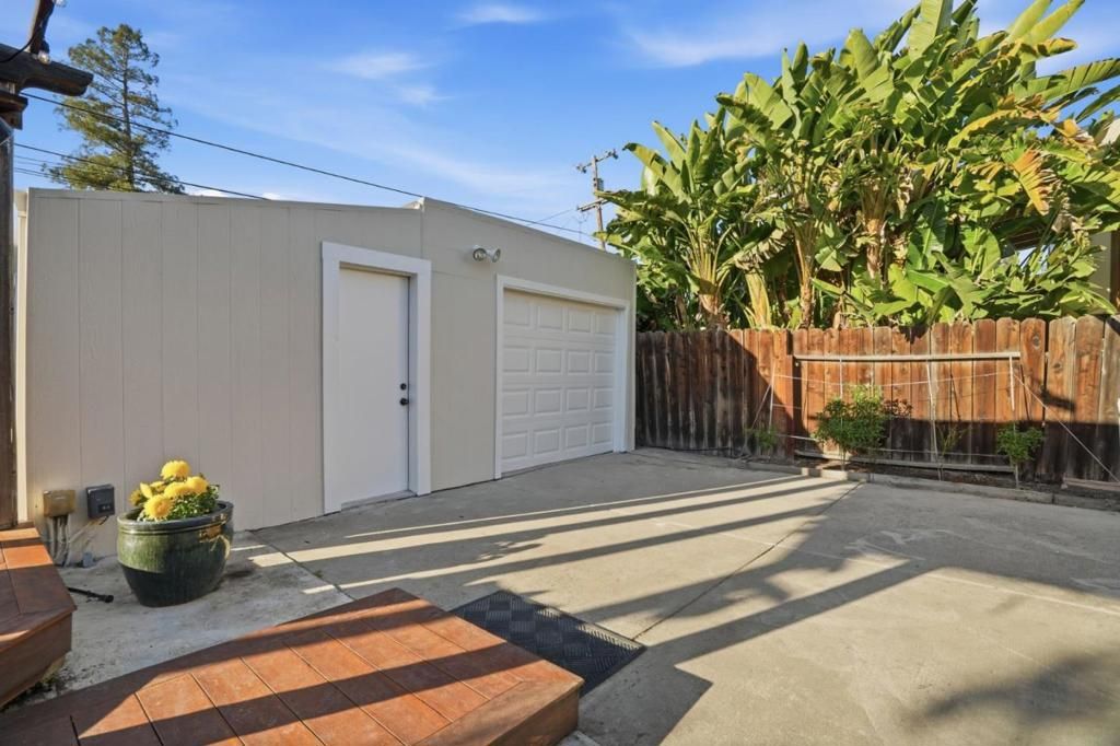 Image 26 of property listing at 1519 Burrell Court, San Jose, CA 95126