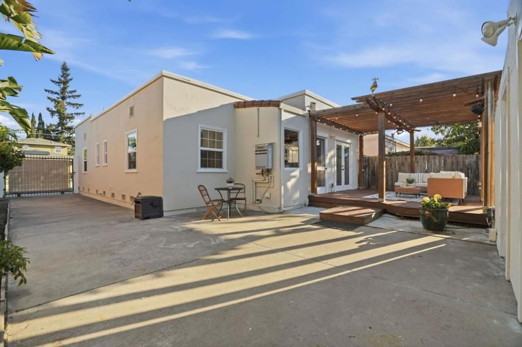 Image 27 of property listing at 1519 Burrell Court, San Jose, CA 95126