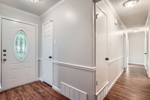 6246 Guilford Street, Forest Hill, TX 76119