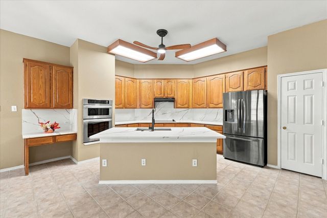 304 Patricia Lane, Highland Village, TX 75077