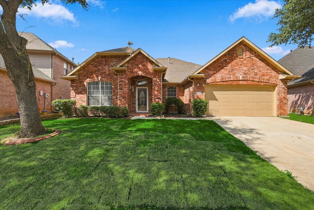 304 Patricia Lane, Highland Village, TX 75077