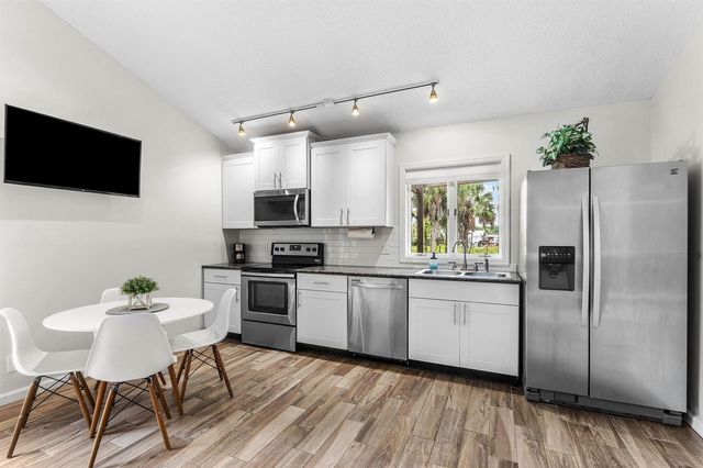 9743 169th Court N, Jupiter, FL 33478