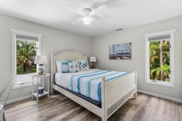 9743 169th Court N, Jupiter, FL 33478