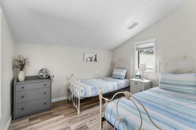 9743 169th Court N, Jupiter, FL 33478