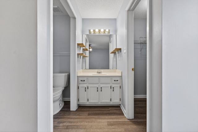 3053 LAUREN DR, Bartlett, TN 38133