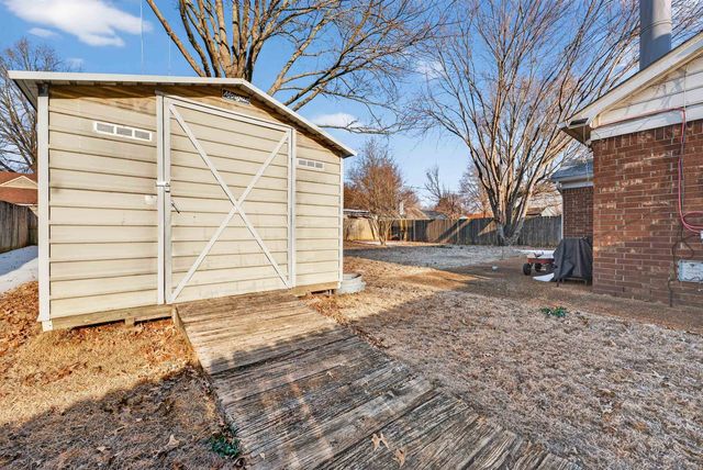 3053 LAUREN DR, Bartlett, TN 38133