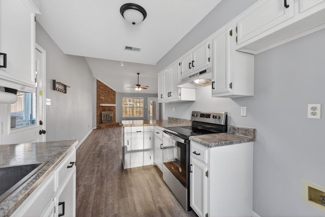 3053 LAUREN DR, Bartlett, TN 38133