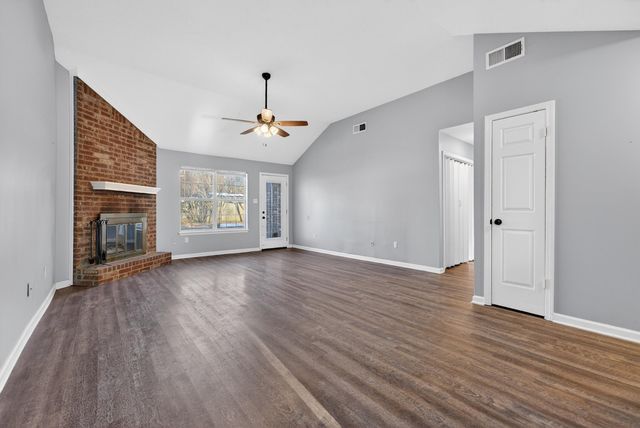 3053 LAUREN DR, Bartlett, TN 38133