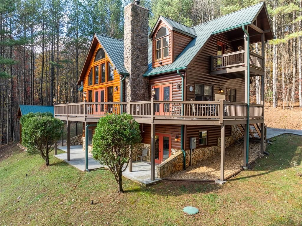 270 Black Bear Ridge Road, Ellijay, GA 30536