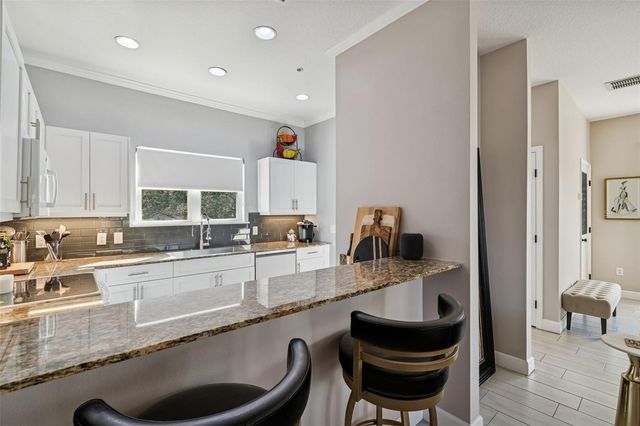 5321 ESCENA COURT, Tampa, FL 33611