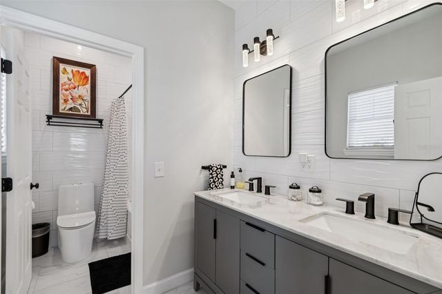 5321 ESCENA COURT, Tampa, FL 33611