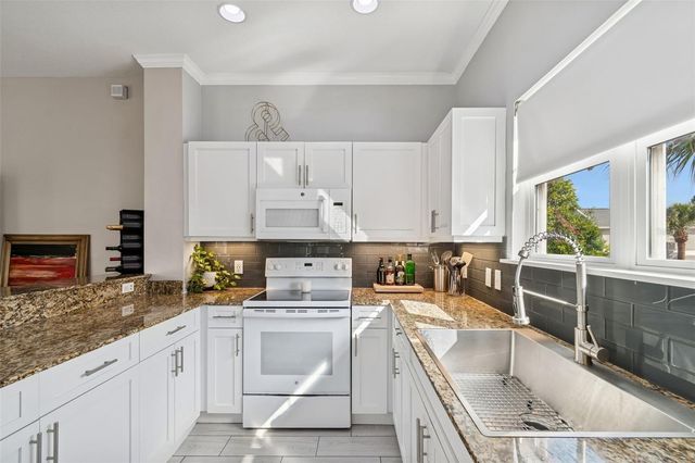 5321 ESCENA COURT, Tampa, FL 33611