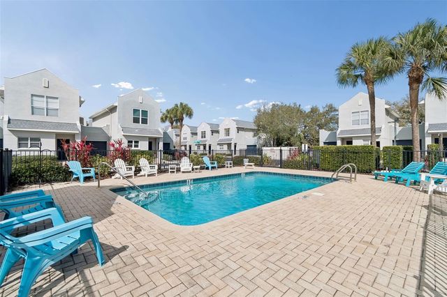 5321 ESCENA COURT, Tampa, FL 33611