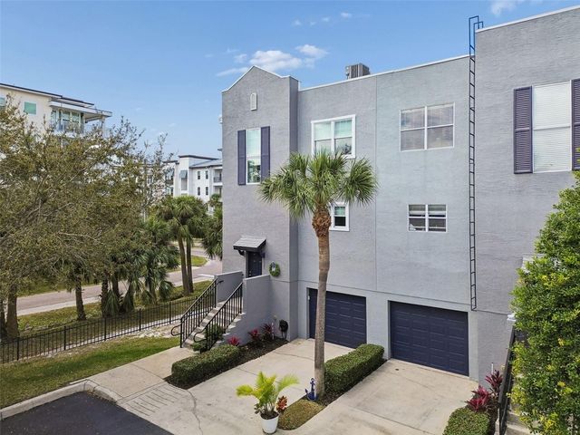 5321 ESCENA COURT, Tampa, FL 33611