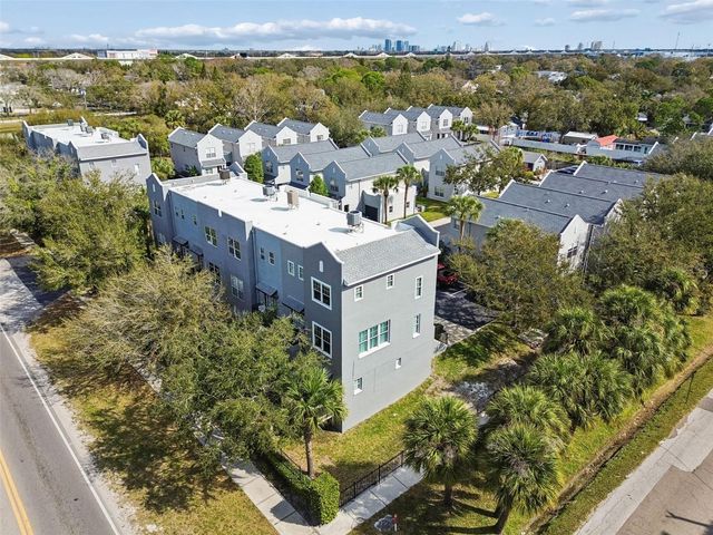 5321 ESCENA COURT, Tampa, FL 33611