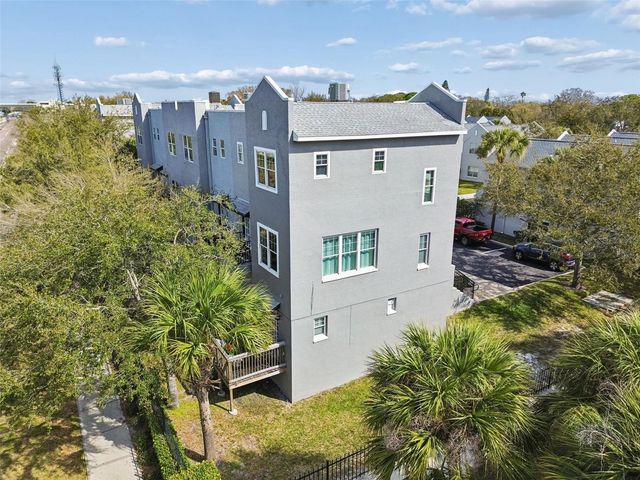 5321 ESCENA COURT, Tampa, FL 33611