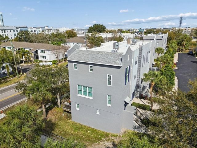 5321 ESCENA COURT, Tampa, FL 33611