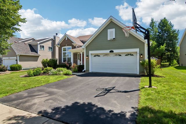 1322 Pennsbury Lane, Aurora, IL 60502