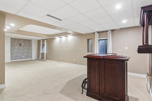 1322 Pennsbury Lane, Aurora, IL 60502