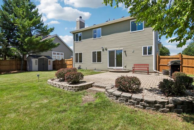 1322 Pennsbury Lane, Aurora, IL 60502