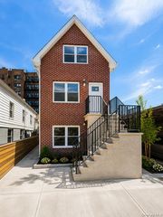 1810 Tomlinson Avenue, Bronx, NY 10461