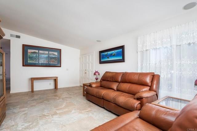 11385 AVENIDA DEL GATO, San Diego, CA 92126