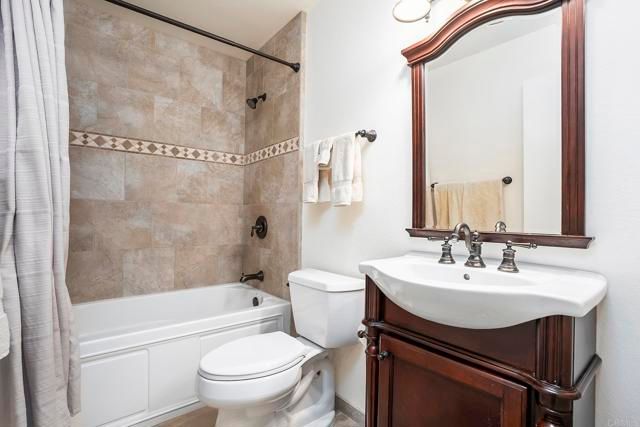 11385 AVENIDA DEL GATO, San Diego, CA 92126