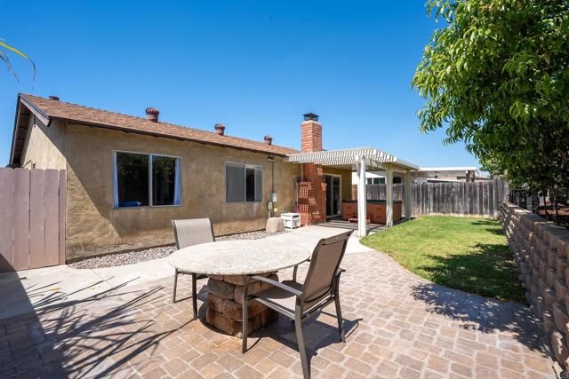 11385 AVENIDA DEL GATO, San Diego, CA 92126