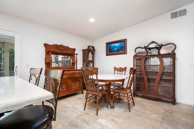 11385 AVENIDA DEL GATO, San Diego, CA 92126