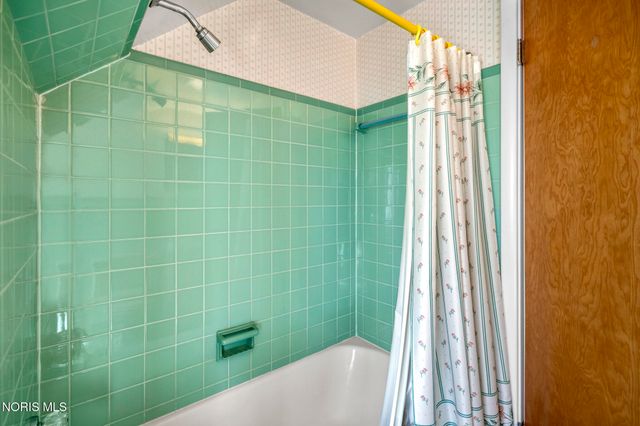 2356 Townley Road, Toledo, OH 43614