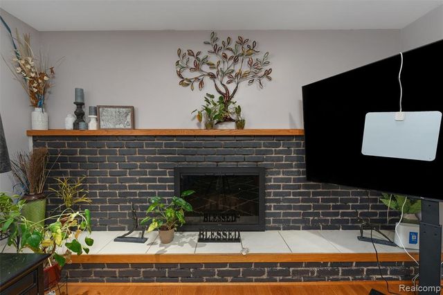 37701 Via Rosalie Street, Clinton Township, MI 48036