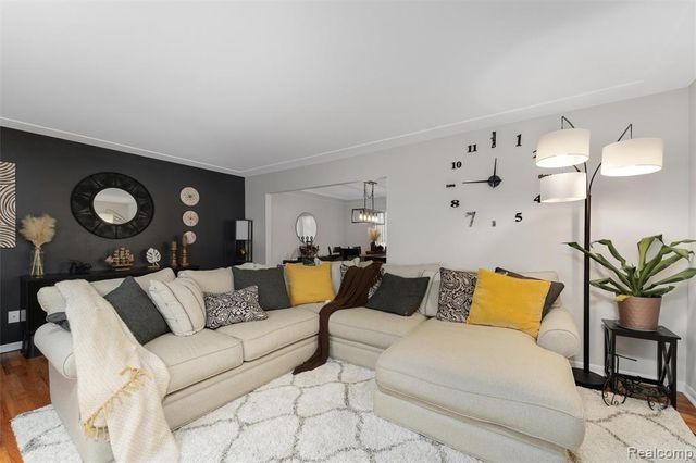 37701 Via Rosalie Street, Clinton Township, MI 48036