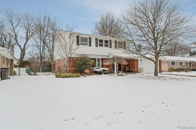 37701 Via Rosalie Street, Clinton Township, MI 48036